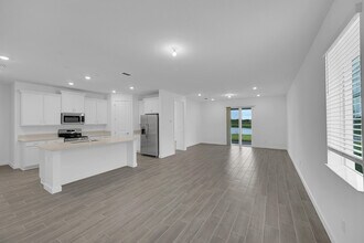 3550 Angler Dr in Fort Pierce, FL - Building Photo - Building Photo