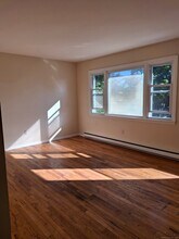 14B Division St in Danbury, CT - Building Photo - Building Photo