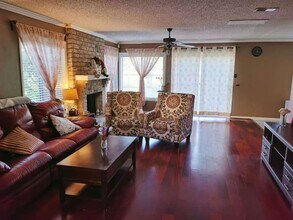 3206 Sturbridge Ln in Sugar Land, TX - Building Photo - Building Photo