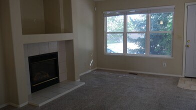 5571 Many Springs Dr in Colorado Springs, CO - Building Photo - Building Photo