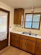 908 Liberty St in Lynden, WA - Building Photo - Building Photo