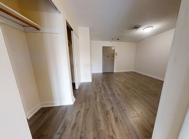 1088 Boylston St, Unit 103 in Boston, MA - Foto de edificio - Building Photo