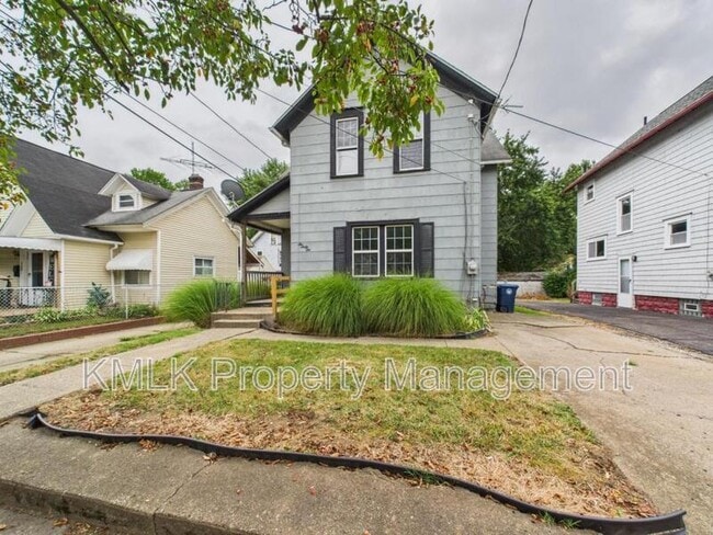 property at 666 Kling St