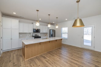 1150 Links Crossing Dr in Monroe, NC - Building Photo - Building Photo