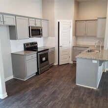 2359 W Houston St in Fayetteville, AR - Building Photo - Building Photo