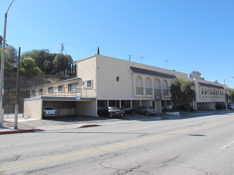 Ramona Garden Apartments in Alhambra, CA - Foto de edificio