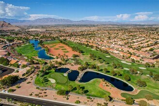 2805 Hanging Rock Dr in Las Vegas, NV - Building Photo - Building Photo
