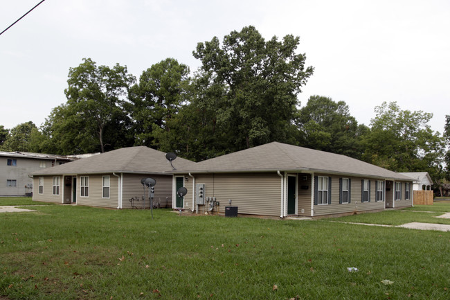 510 Wright St in Lonoke, AR - Foto de edificio - Building Photo