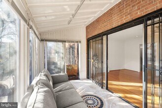 500 G St SW in Washington, DC - Building Photo - Building Photo