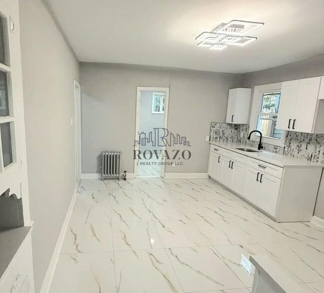 206 12th Ave in Newark, NJ - Building Photo - Building Photo