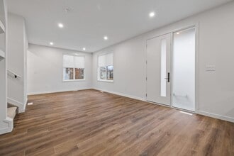 9421 154 St NW in Edmonton, AB - Building Photo - Building Photo