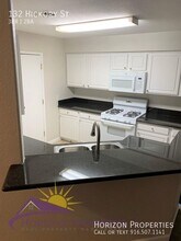 132 Hickory St in Roseville, CA - Building Photo - Building Photo