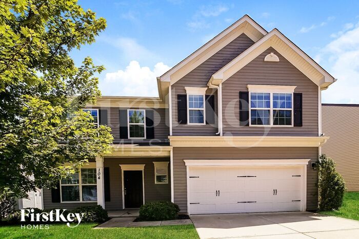 104 Emperors Trl in Mooresville, NC - Building Photo