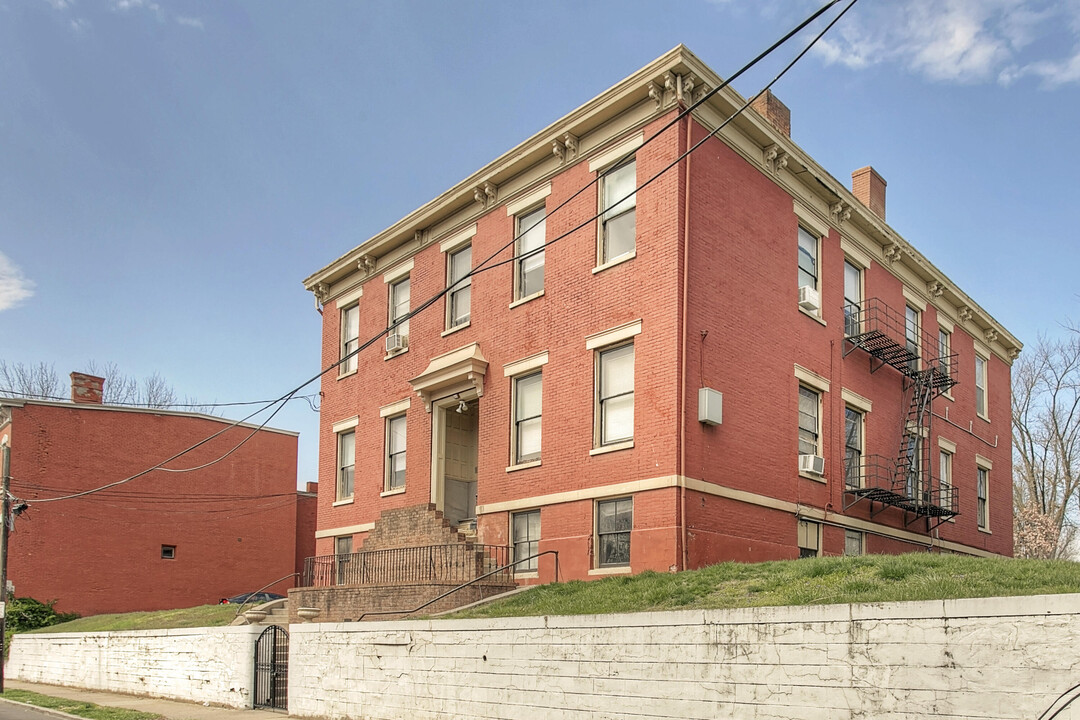 416 Emma St in Covington, KY - Building Photo