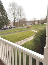 5 Howes Ct in Ridgefield, CT - Building Photo - Building Photo