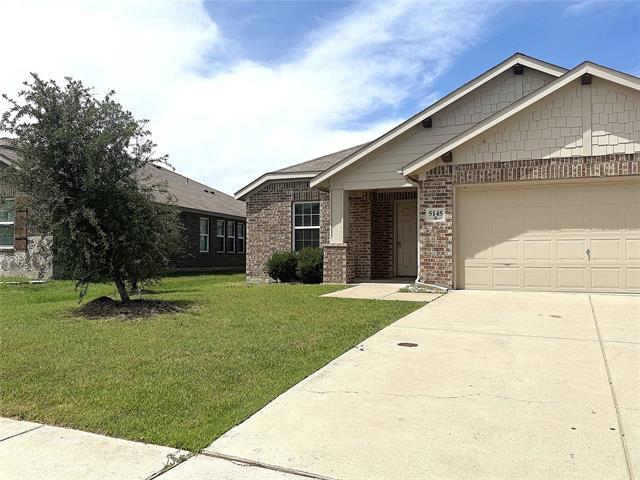 5145 Royal Springs Dr in Forney, TX - Building Photo - Building Photo