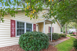 2612 Cottage Pl in Greensboro, NC - Building Photo - Building Photo