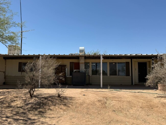 property at 8221 S Taylor Ln