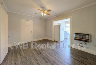 2022 Dellwood Ave in Jacksonville, FL - Building Photo - Building Photo