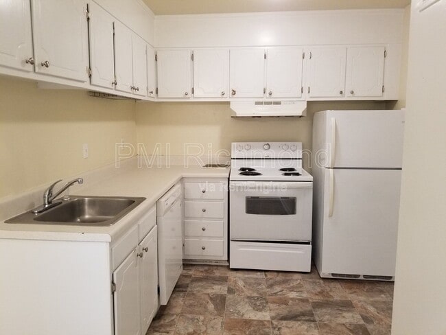 4615 Chiswell Dr in Richmond, VA - Building Photo - Building Photo