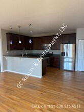 2520 S Oakley Ave in Chicago, IL - Building Photo - Building Photo