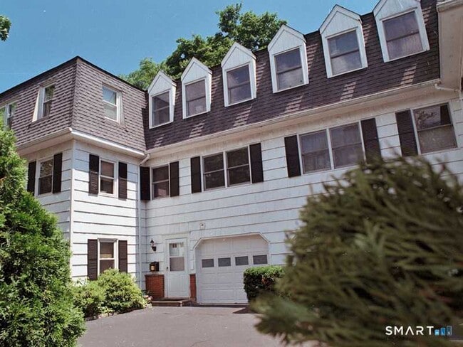 property at 213 River Rd Ext