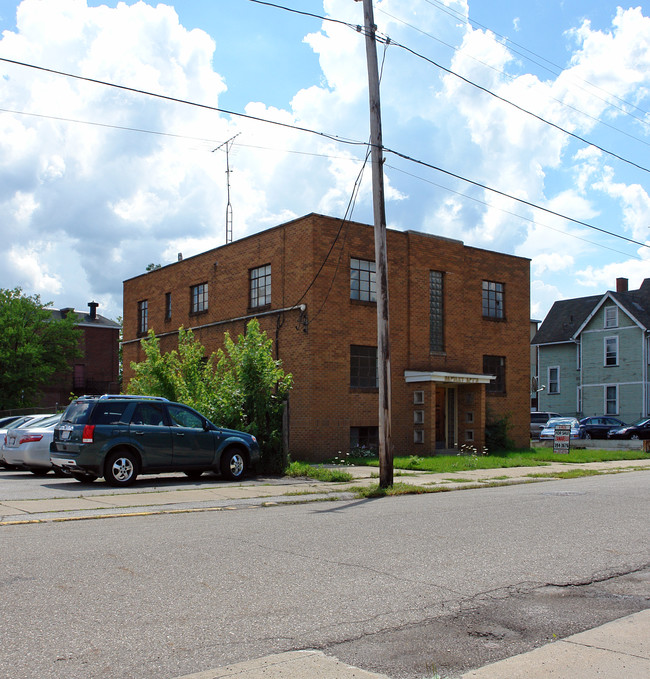 378 Harmon Ave in Warren, OH - Building Photo - Building Photo