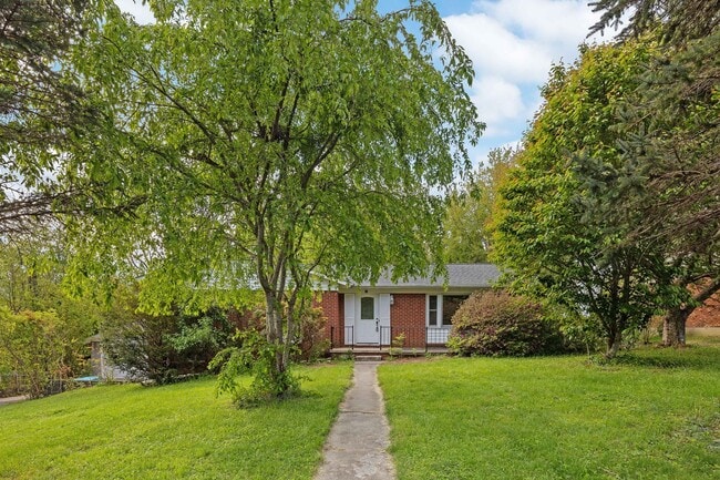 21 Oak Leaf Ln