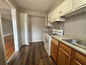 34 N Hampton Rd in Columbus, OH - Building Photo - Building Photo