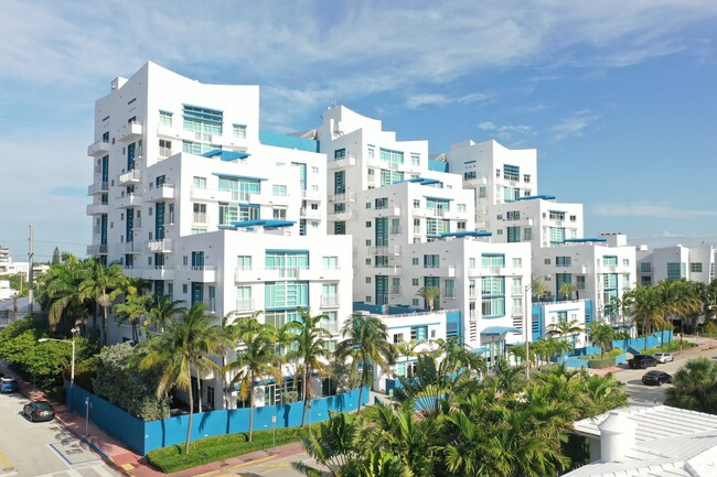 Ocean Blue in Miami Beach, FL - Building Photo - Building Photo