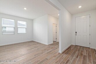 3299 Lago Vis Dr in Green Cove Springs, FL - Building Photo - Building Photo