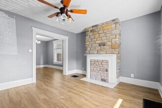 571 Gilbert St in Columbus, OH - Building Photo - Building Photo
