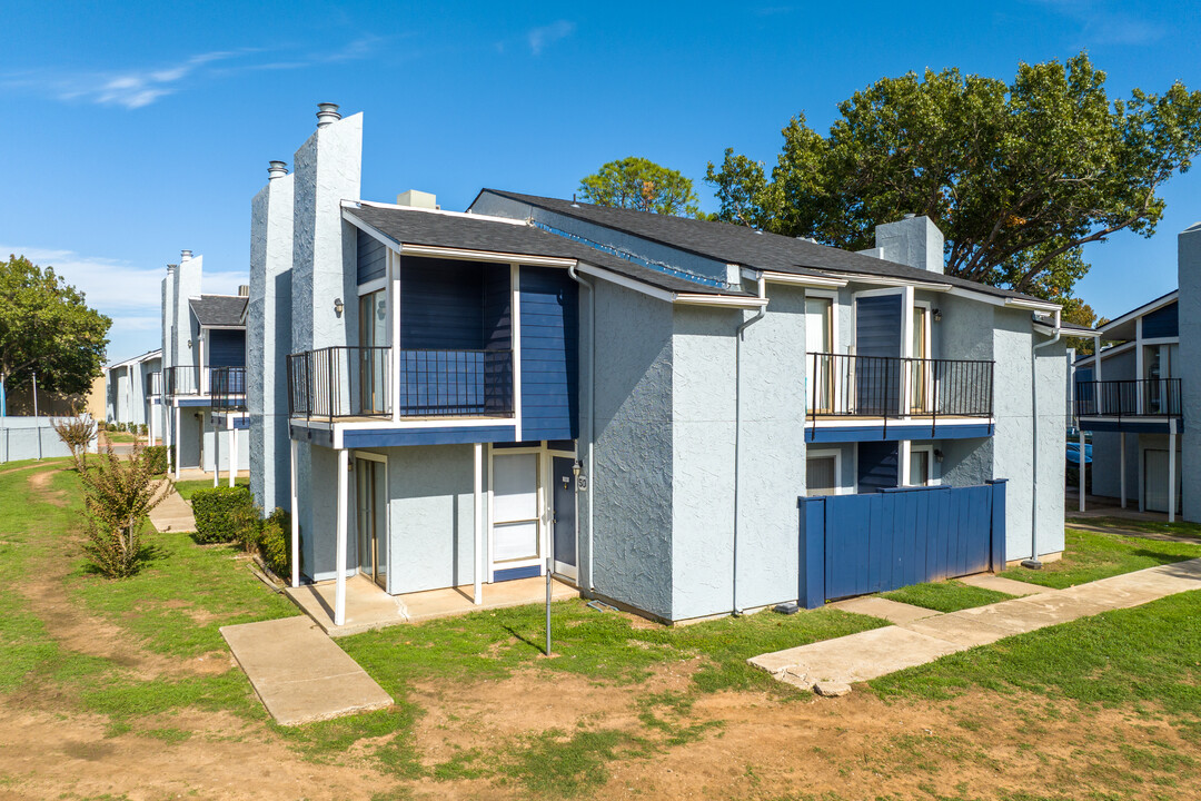 Park Place Apartments in Wichita Falls, TX - Building Photo