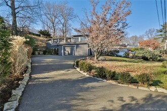 22 Dock Rd in Norwalk, CT - Building Photo - Building Photo