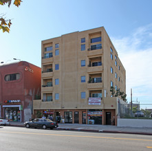 1614 Wilshire Blvd in Los Angeles, CA - Building Photo - Building Photo