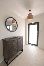 1015 NE 89th St in Miami, FL - Building Photo - Building Photo