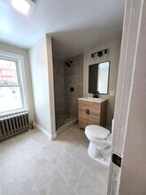 89 Armistice Blvd, Unit Unit 2 in Pawtucket, RI - Building Photo - Building Photo