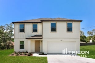 12547 Shafton Rd in Spring Hill, FL - Building Photo