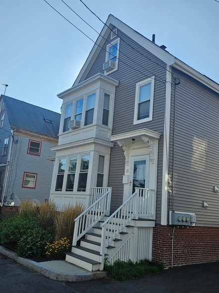 23 Columbia Ct in Portsmouth, NH - Building Photo - Building Photo
