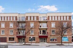 911 S Charles St in Baltimore, MD - Building Photo