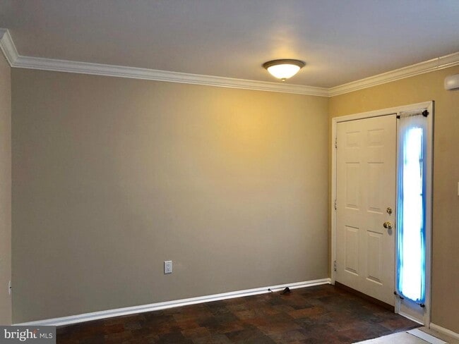 905 Kennedy Ct in Norristown, PA - Building Photo - Building Photo