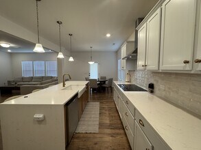 193 Wheatfield Dr in Statesville, NC - Building Photo - Building Photo