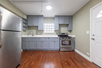 6327 S Kenneth Ave in Chicago, IL - Foto de edificio - Building Photo