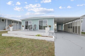 62 Kiowa Dr N in Fort Myers Beach, FL - Building Photo - Building Photo