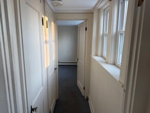 22 Middle St, Unit 3 in Orono, ME - Building Photo - Building Photo