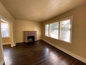 1410 Iron St in Bellingham, WA - Building Photo - Building Photo