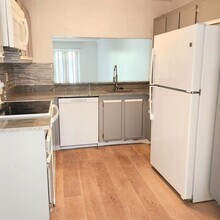 9816 Nob Hill Ct in Sunrise, FL - Building Photo - Building Photo