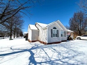 100 Fairway Hill in Bardstown, KY - Building Photo - Building Photo