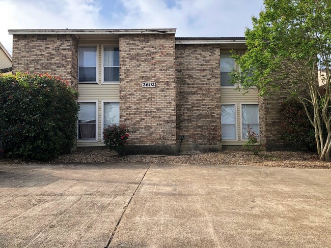 property at 2602 Pecan Knoll St