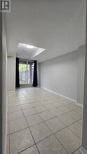 1204 Prestonwood Crescent in Mississauga, ON - Building Photo - Building Photo